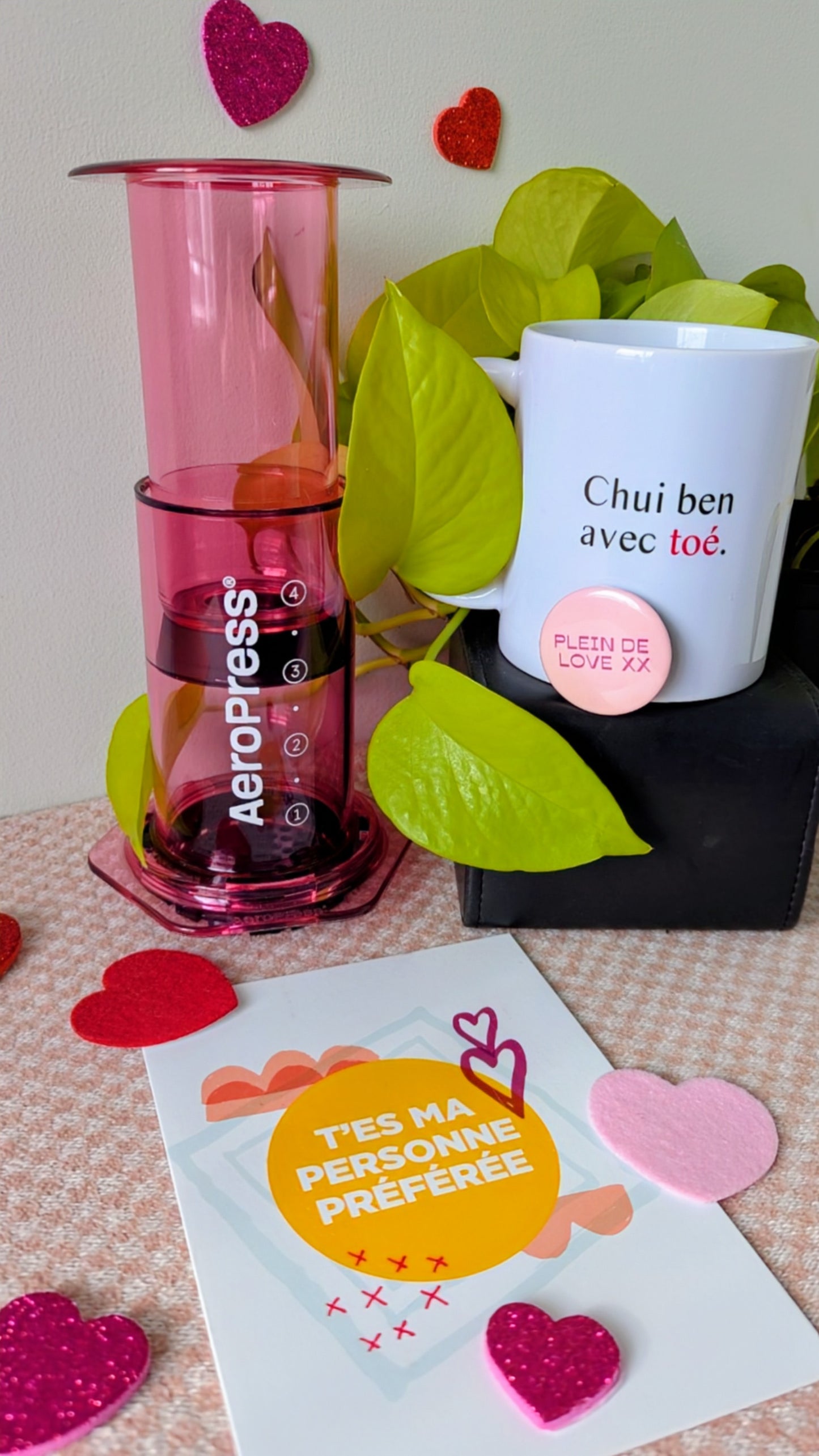 Panier Spécial St-Valentin ;Chui ben avec toé + un AEROPRESS